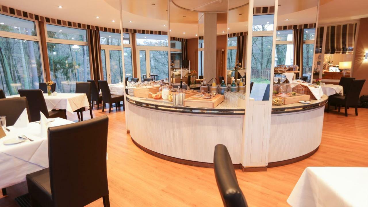Hotel Waldhalle Molln Bagian luar foto