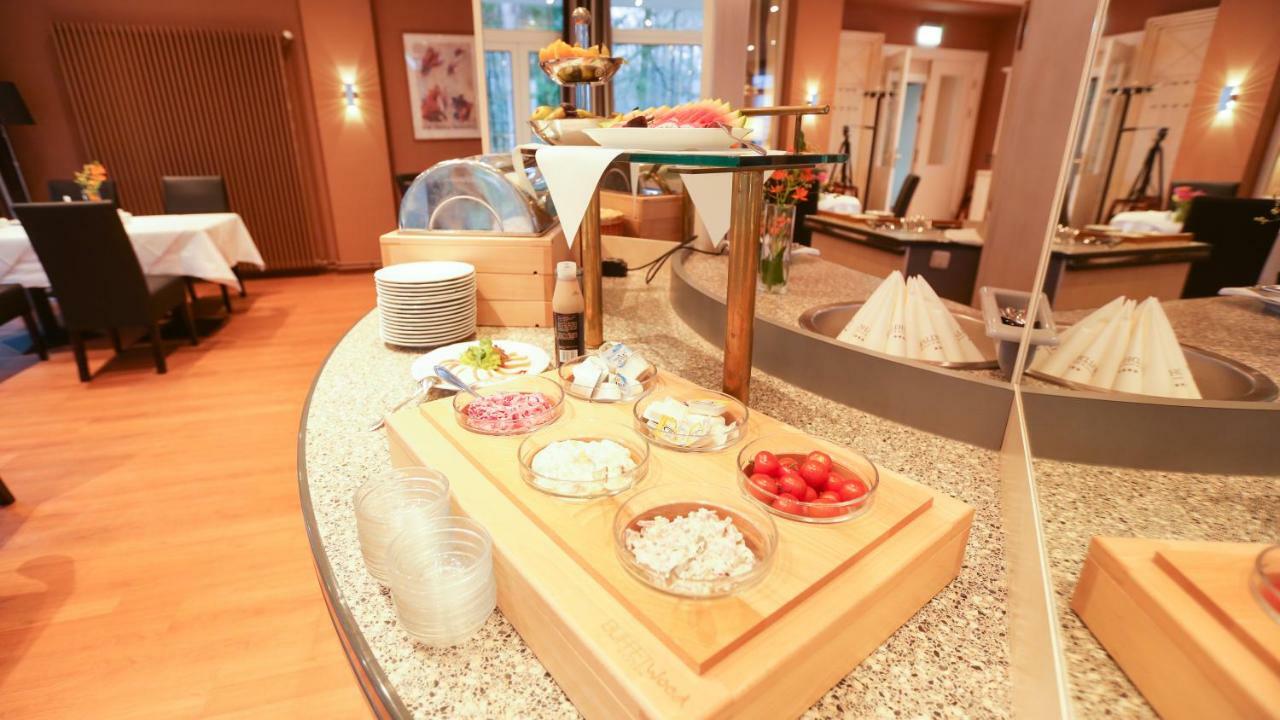 Hotel Waldhalle Molln Bagian luar foto